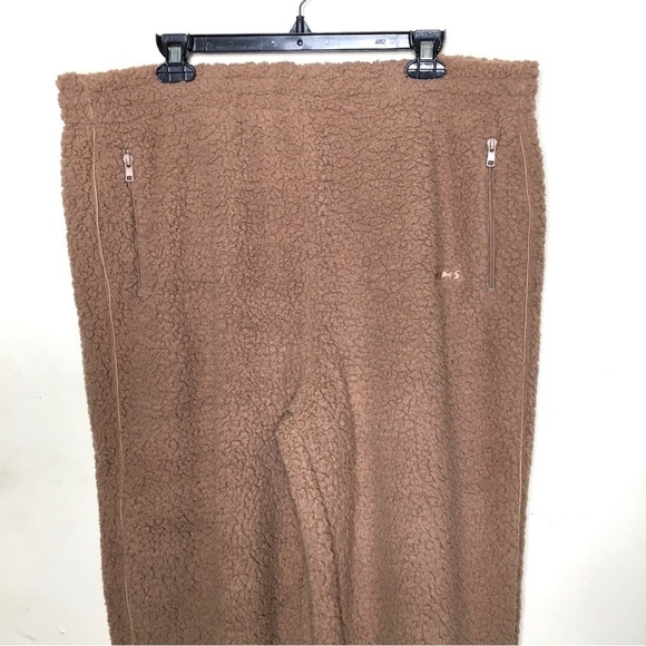 NWT SKIMS Cozy Knit High Waisted Sherpa Jogger Tigers Eye XL - Picture 6 of 16